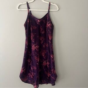 Gillian & O’Malley Purple Floral Nightgown Satin Feel Size Small